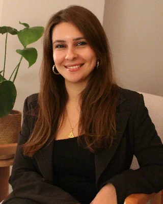 Uzman Psikolojik Danışman Deniz Özen